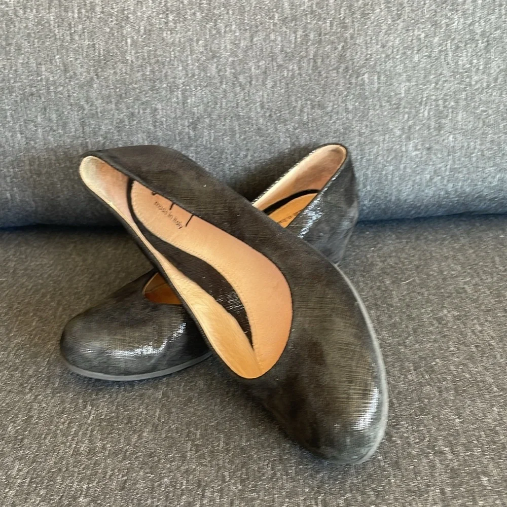 French Sole Black Shimmer Wedge Pumps
